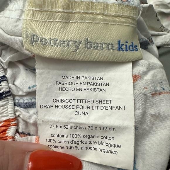 PB Kids Organic Cotton Giraffes Crib Sheet - Picture 2 of 2